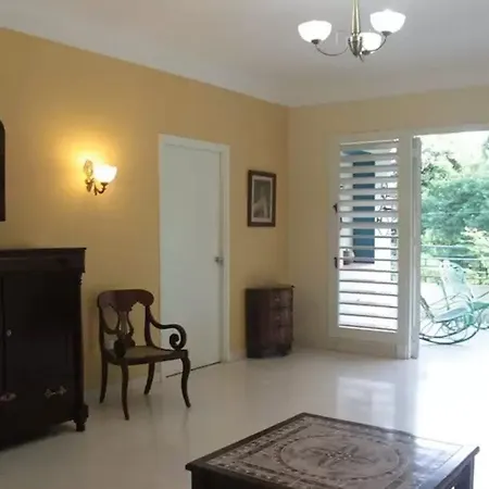 Beyaz Apart-pansiyon Hotel